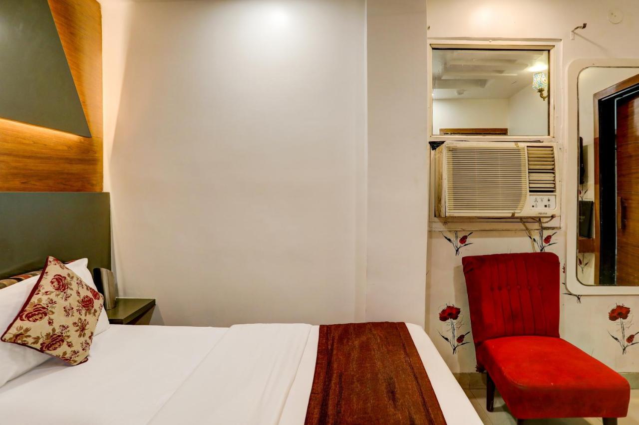 Hotel Nityaa Suites New Delhi Bagian luar foto