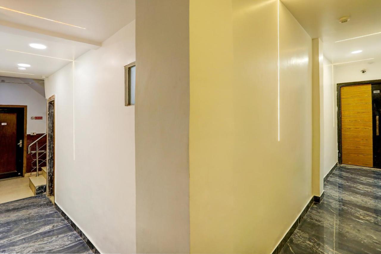 Hotel Nityaa Suites New Delhi Bagian luar foto